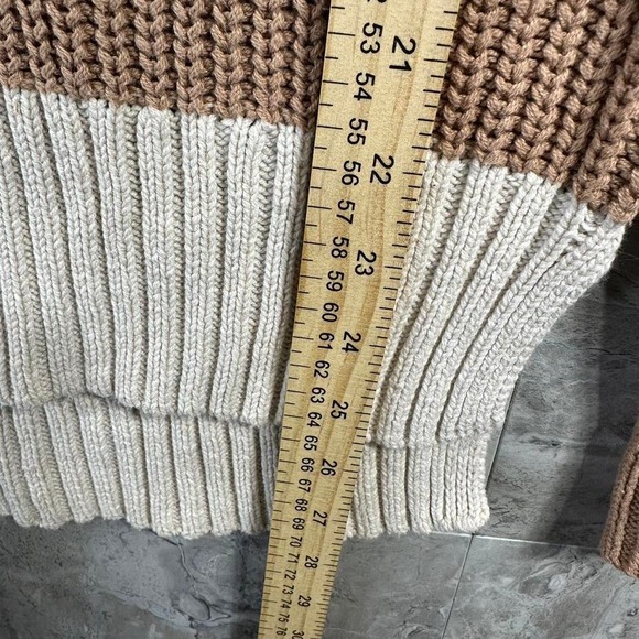 Tan and white striped knit sweater oversized woman's Medium #stripes - Picture 5 of 6